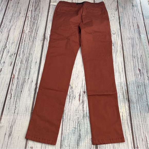 Goodthreads mens slim-fit belted elastic waist woven tobacco brown Size (S34) - Picture 2 of 16